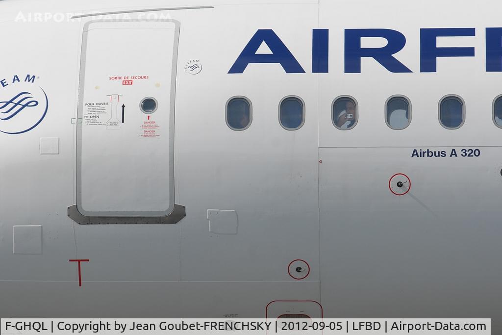 F-GHQL, 1991 Airbus A320-211 C/N 0239, to runway 05