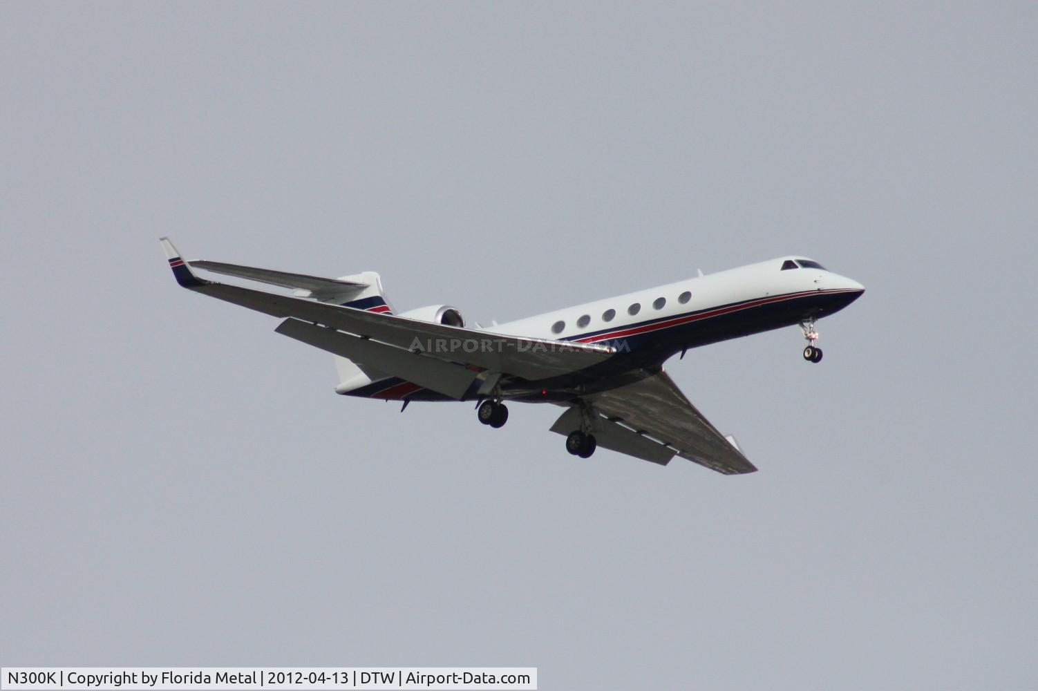 N300K, 1999 Gulfstream Aerospace G-V C/N 587, Ford Motor Company GV