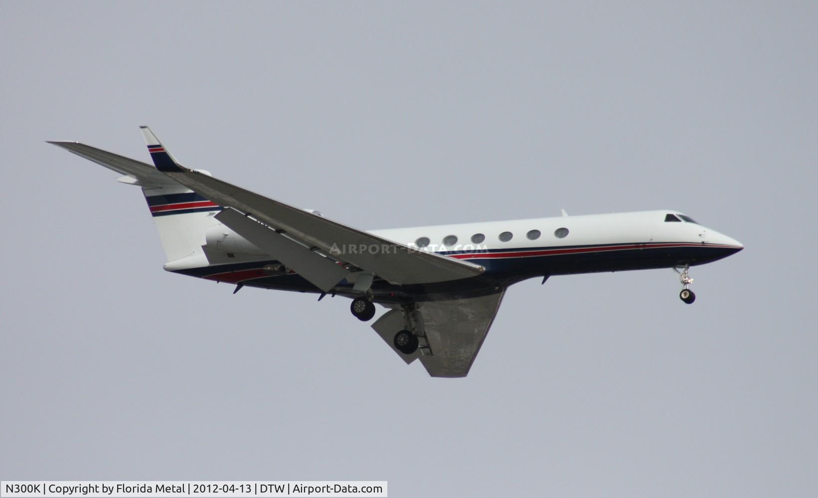 N300K, 1999 Gulfstream Aerospace G-V C/N 587, Ford Motor Company G-V