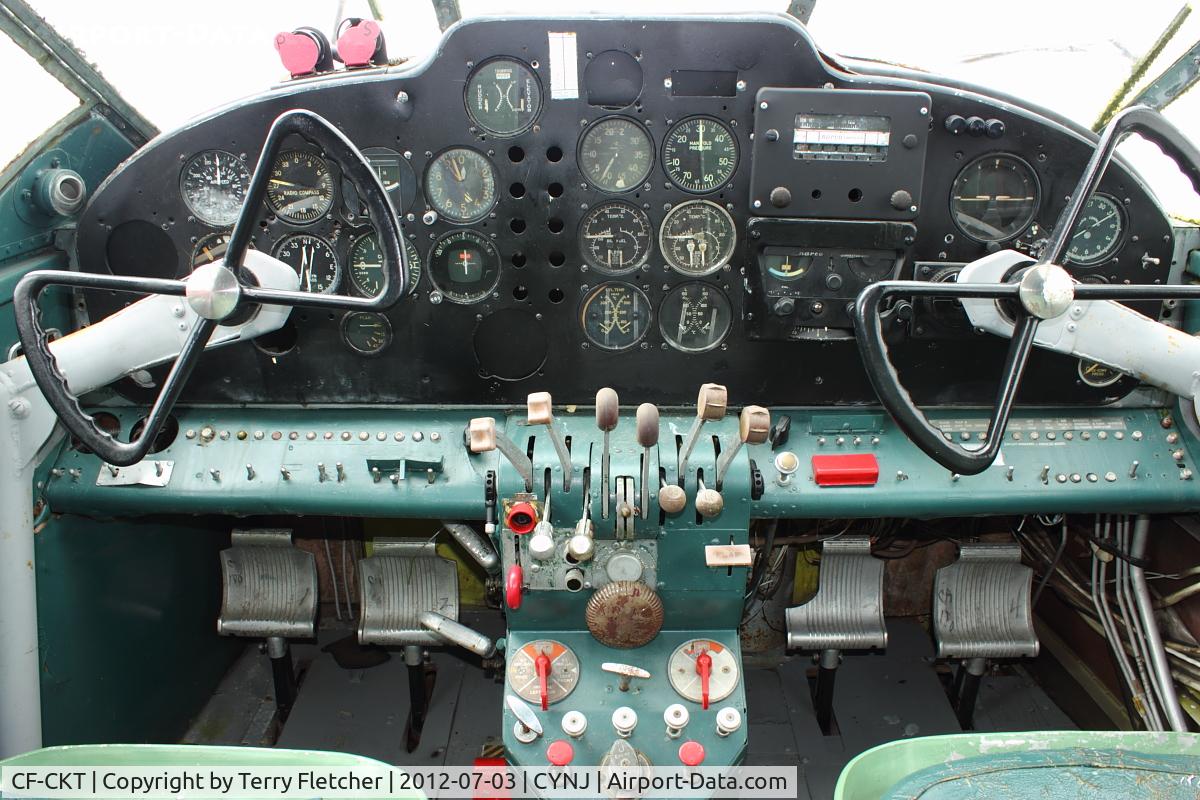 CF-CKT, 1952 Beech Expeditor 3NM C/N CA-190, Cabin view of CF-CKT (RCAF2307), 1952 Beech 3NM, c/n: CA-190