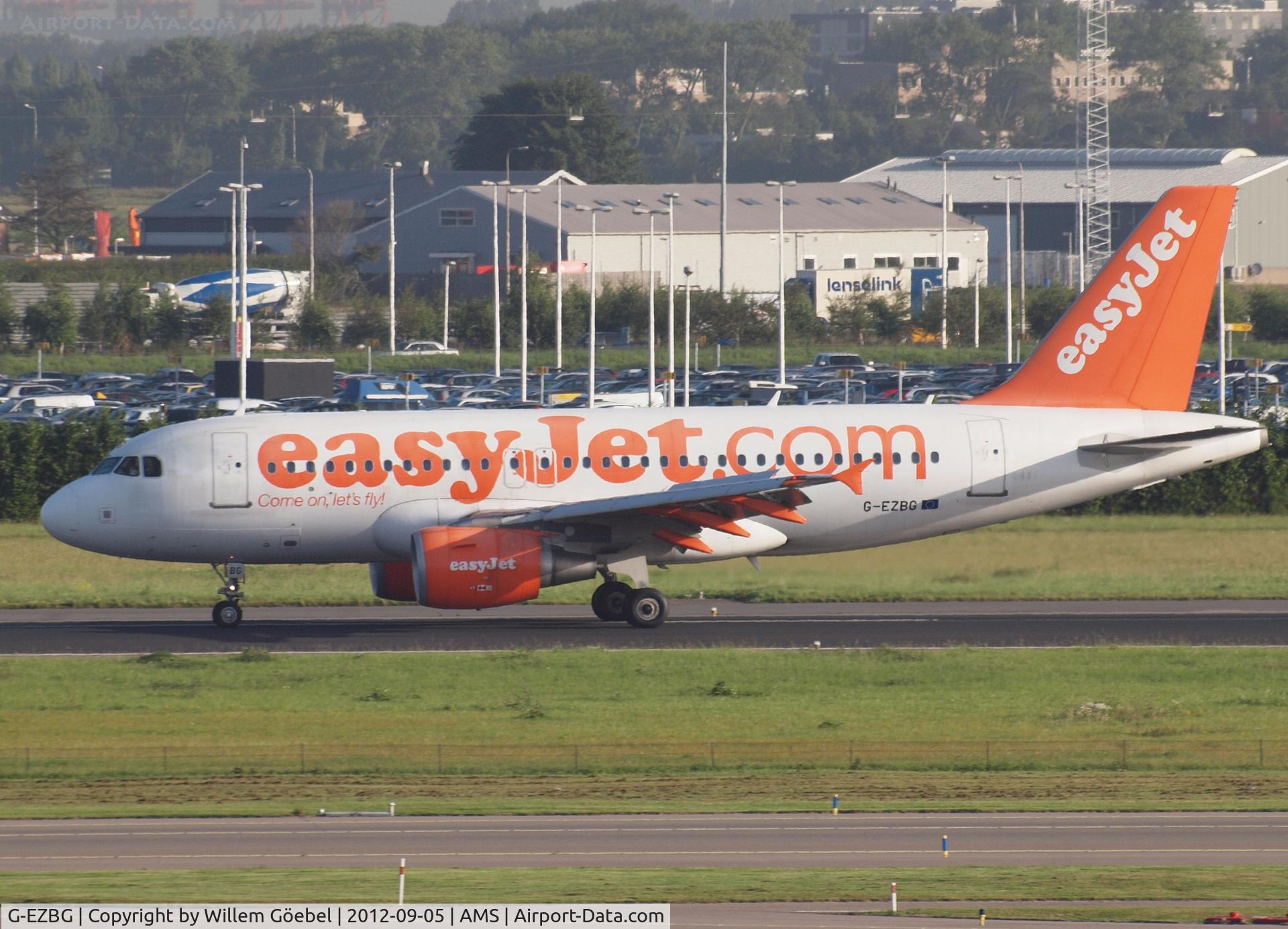 G-EZBG, 2006 Airbus A319-111 C/N 2946, Taxi to the gate of Schiphol Airport