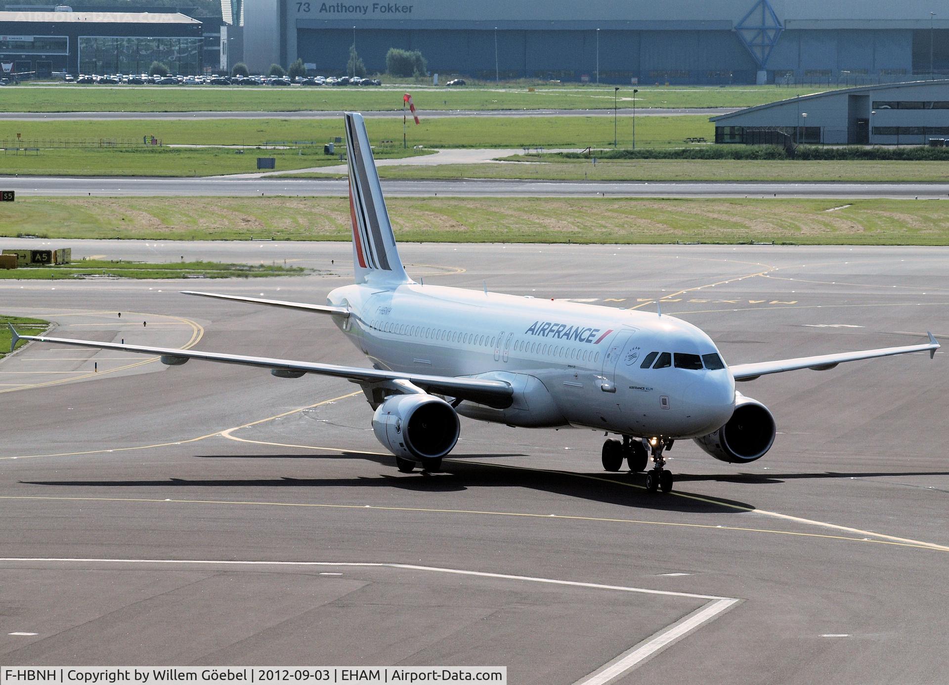 F-HBNH, 2011 Airbus A320-214 C/N 4800, Taxi to the gate of Schiphol Airport