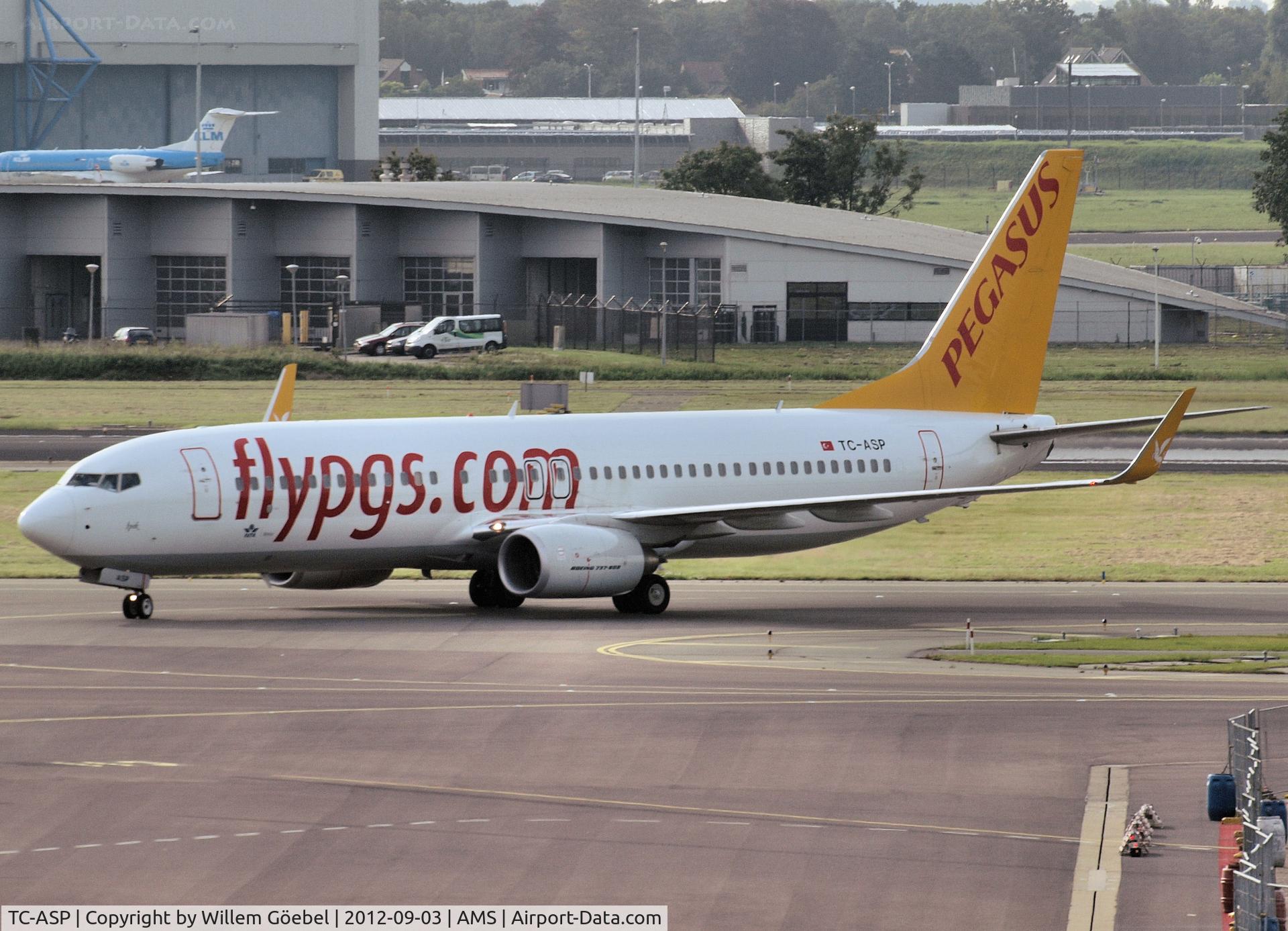 TC-ASP, 2011 Boeing 737-82R C/N 40011, Taxi to the gate of Schiphol Airport
