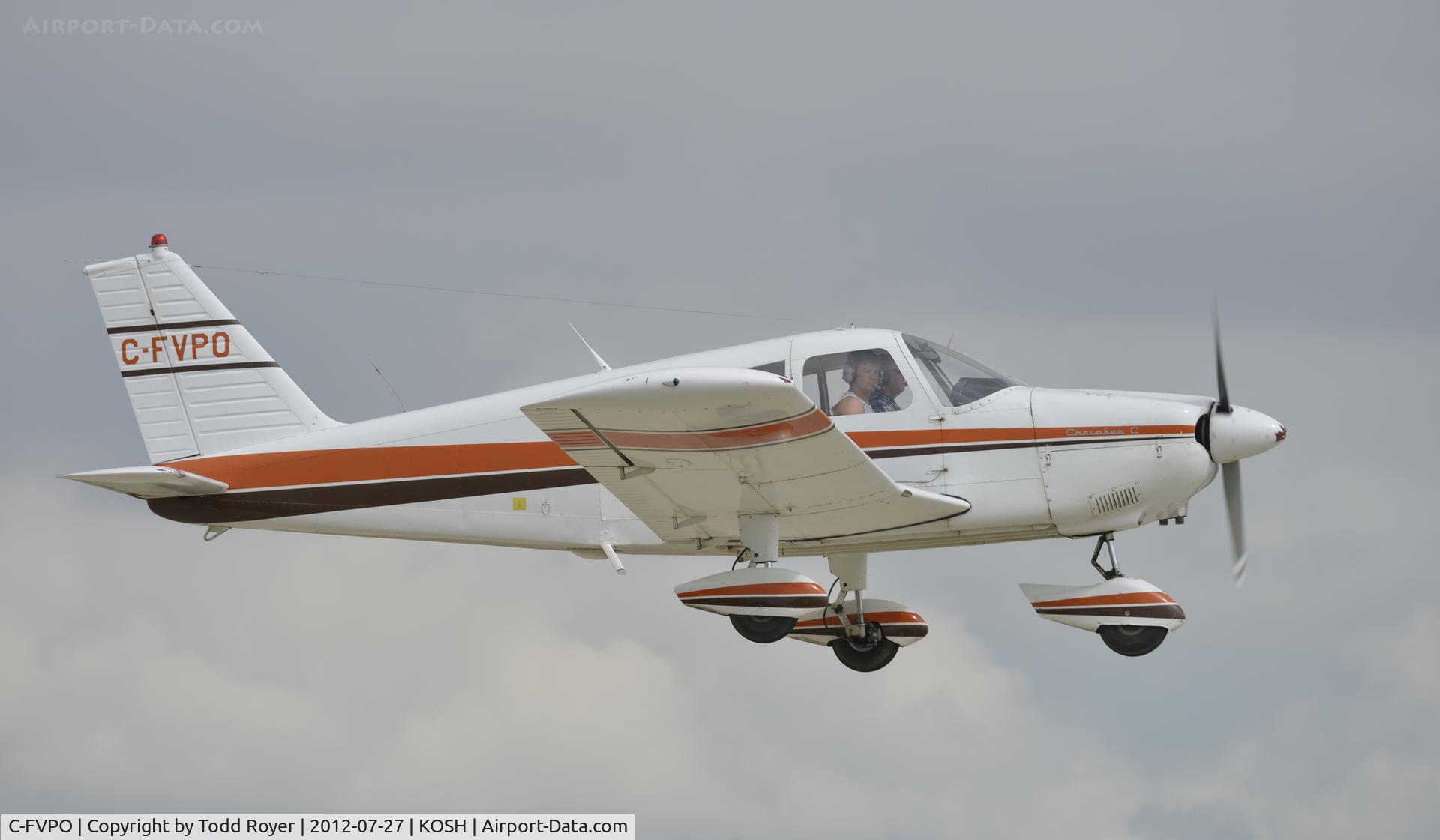 C-FVPO, 1967 Piper PA-28-180 C/N 28-3983, Departing Airventure 2012