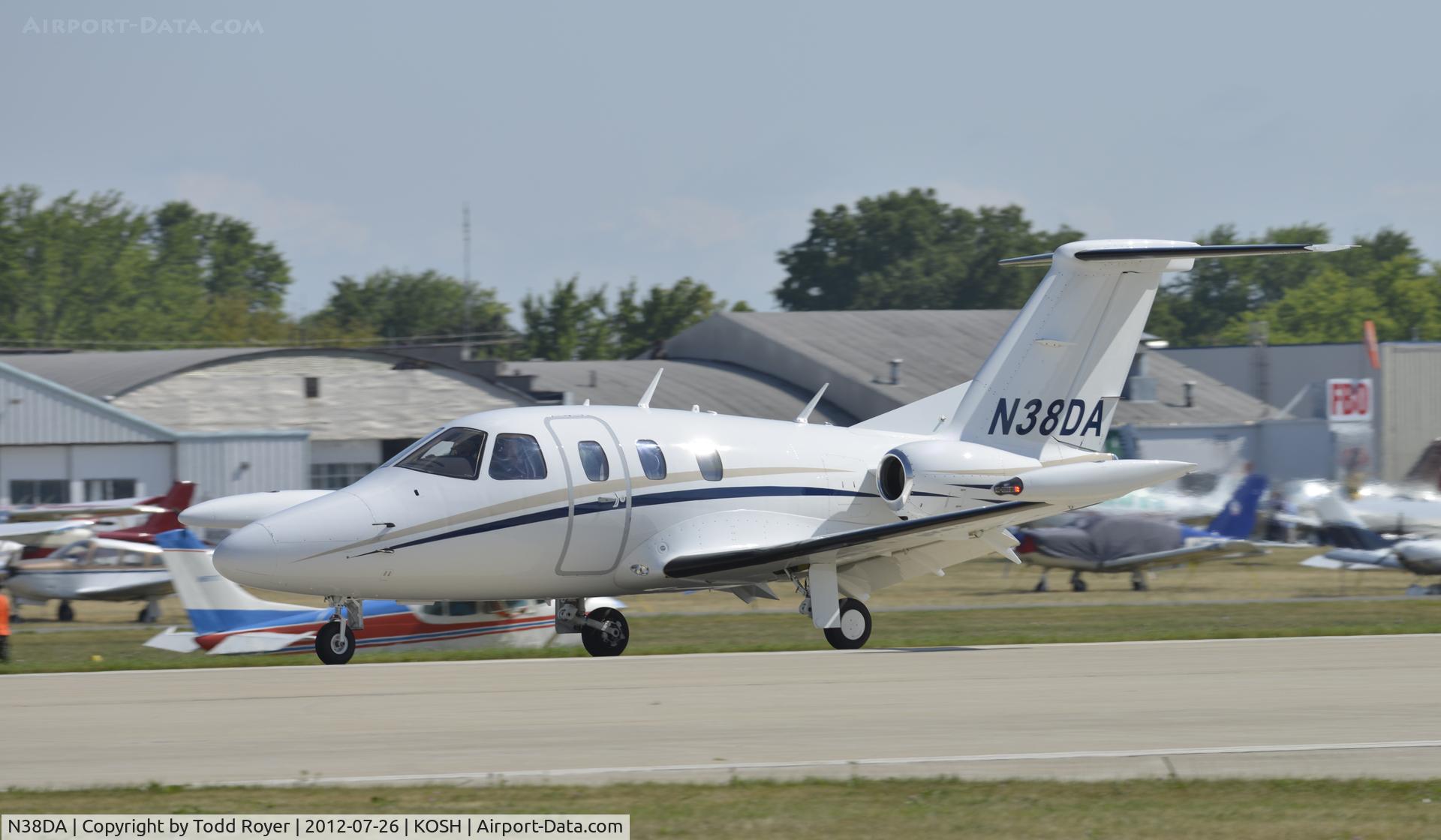 N38DA, 2007 Eclipse Aviation Corp EA500 C/N 000083, Airventure 2012