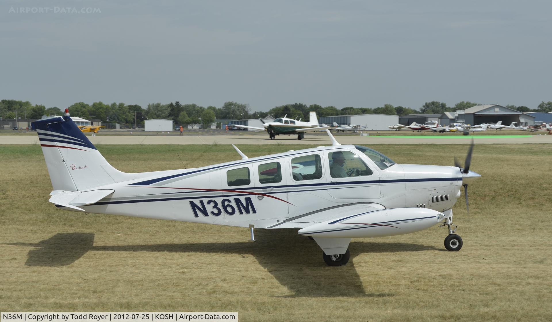 N36M, 1970 Beech A36 Bonanza 36 C/N E-206, Airventure 2012