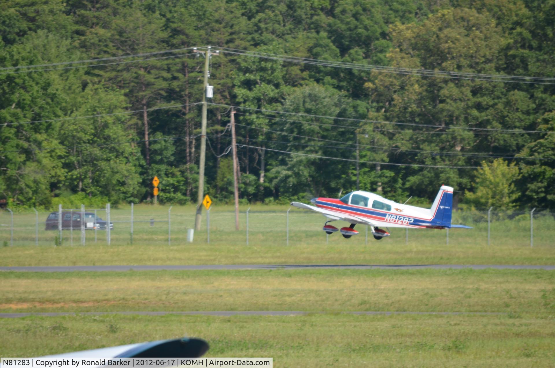 N81283, 2005 Cirrus SR20 C/N 1562, Takeoff Orange