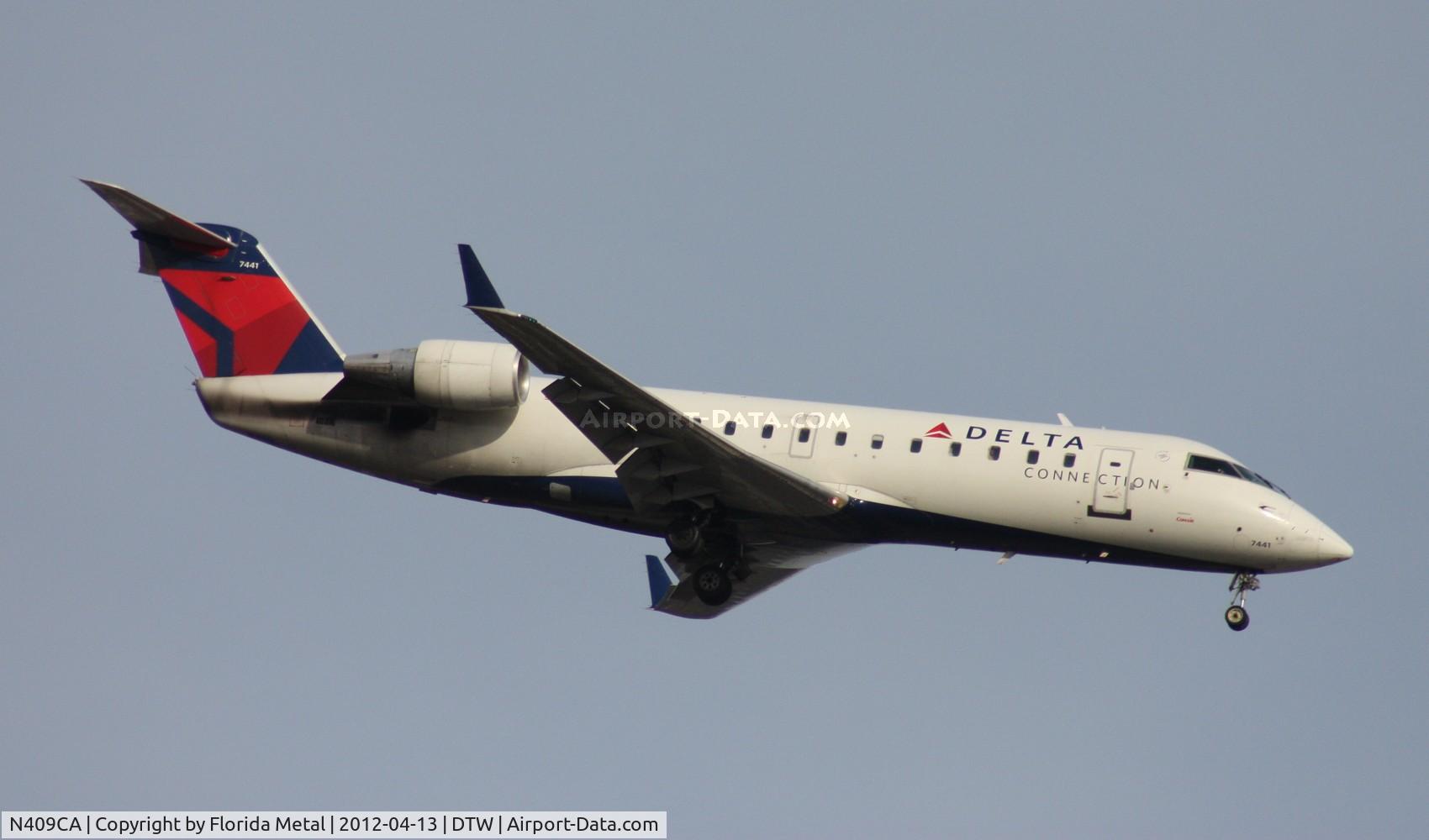 N409CA, 2000 Bombardier CRJ-100ER (CL-600-2B19) C/N 7441, Comair CRJ