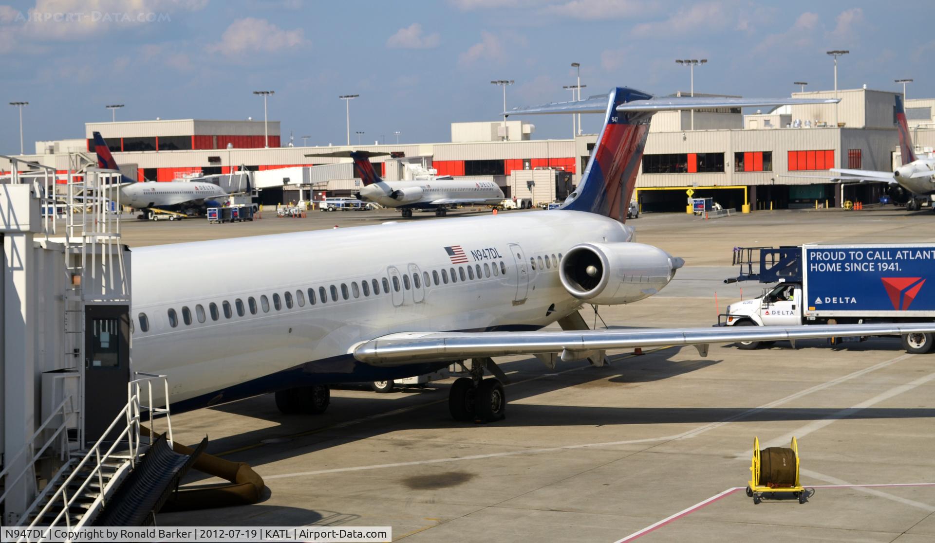N947DL, 1989 McDonnell Douglas MD-88 C/N 49878, Atlanta