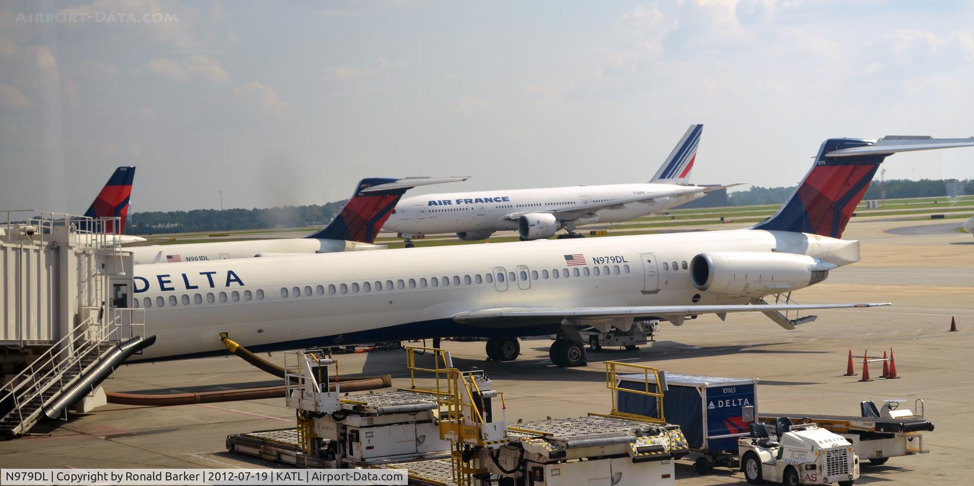 N979DL, 1991 McDonnell Douglas MD-88 C/N 53266, Atlanta