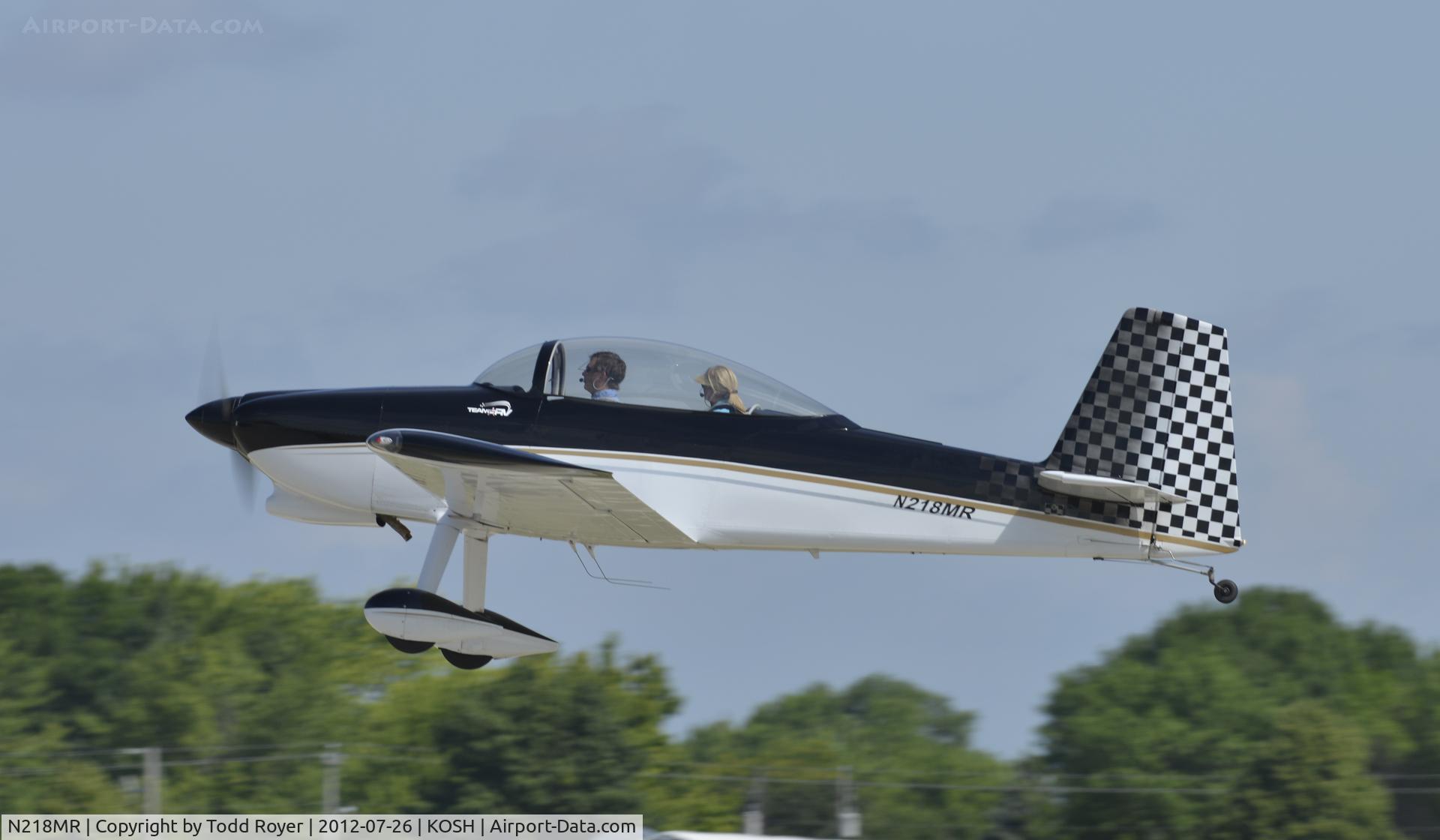 N218MR, Vans RV-8 C/N 82011, Departing Airventure 2012