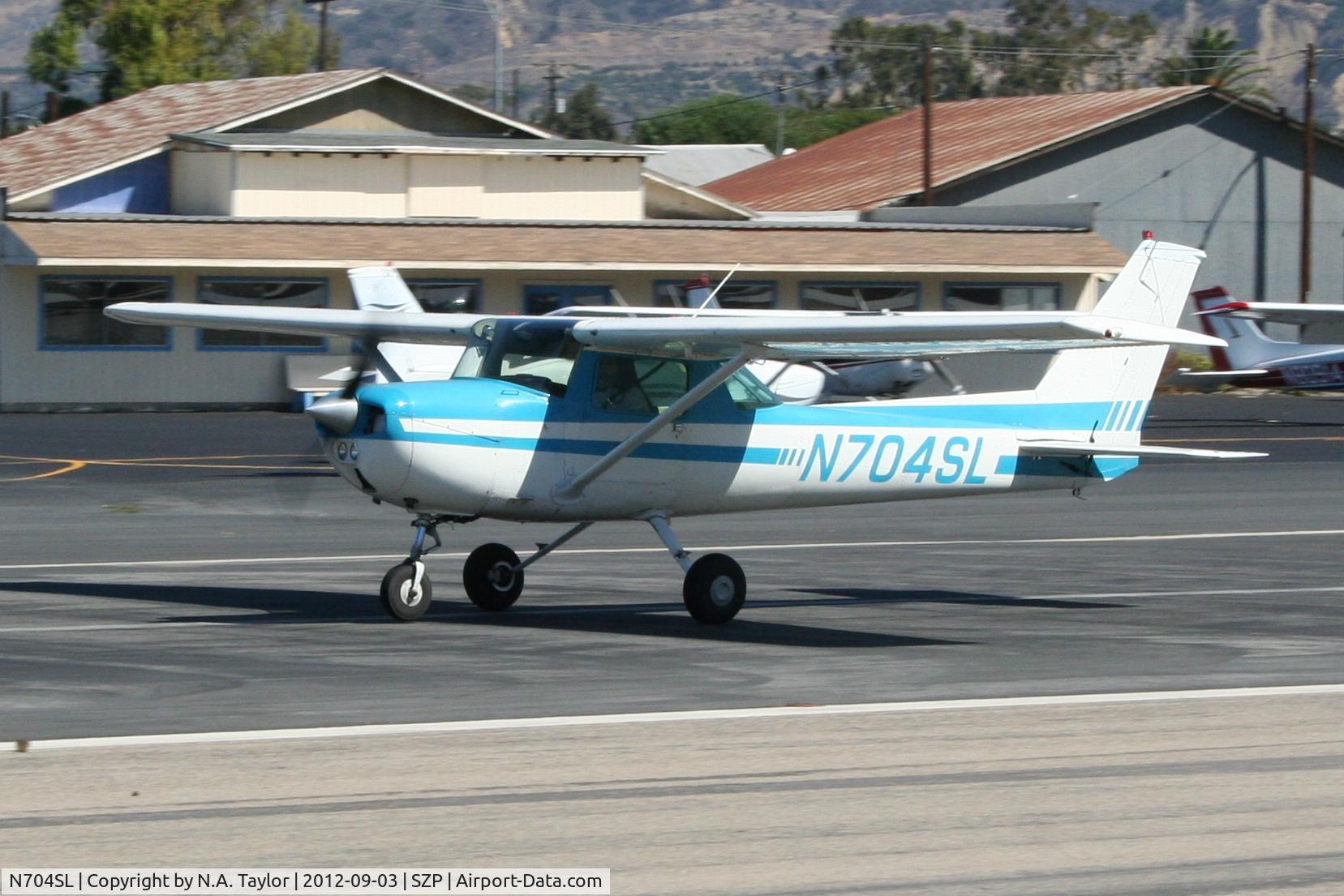 N704SL, 1976 Cessna 150M C/N 15078837, Taking off 22