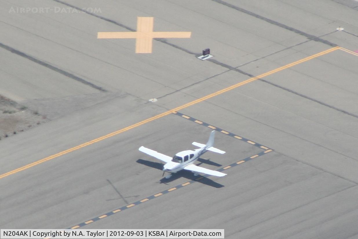 N204AK, 2001 Cirrus SR20 C/N 1120, Preparing to take off