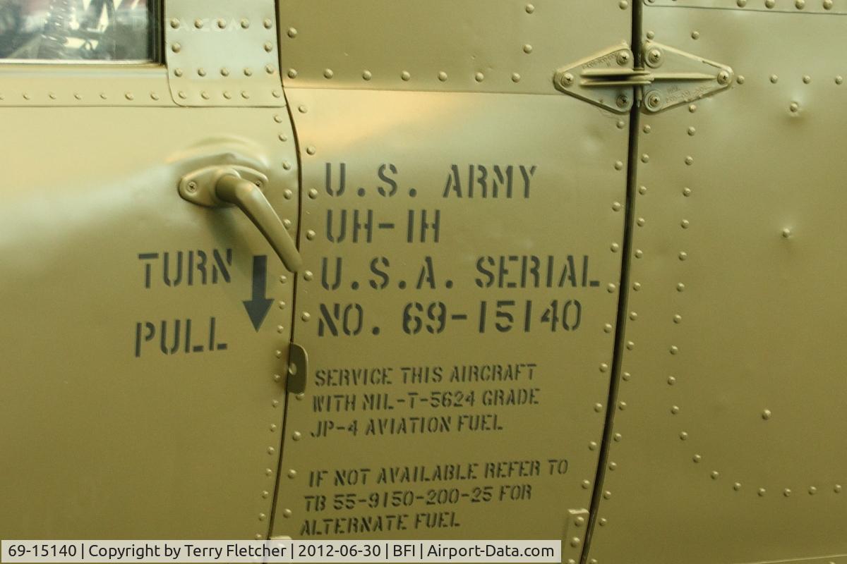 69-15140, 1969 Bell UH-1H-BF Iroquois C/N 11428, Data Panel on 1944 Polikarpov PO-2, c/n: 641543 in Seattle Museum of Flight