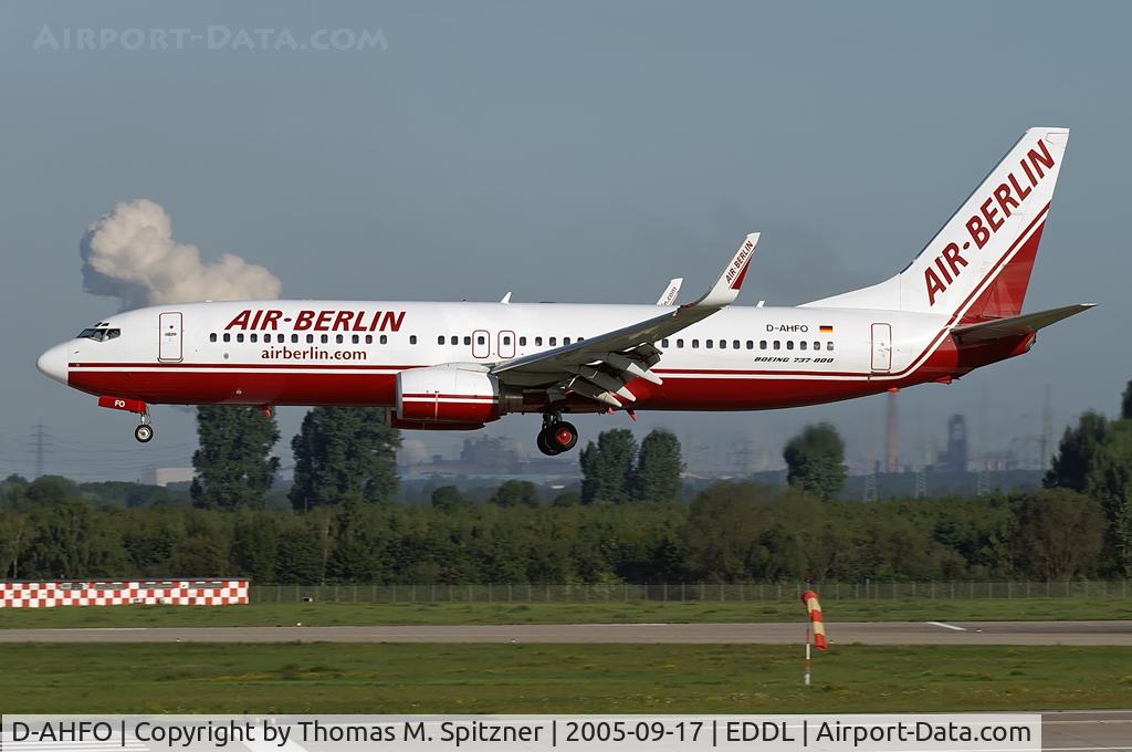 D-AHFO, 2000 Boeing 737-8K5 C/N 27987, Hapagfly D-AHFO wetleased to Air Berlin in full AB old c/s short finals Rwy23L at DUS