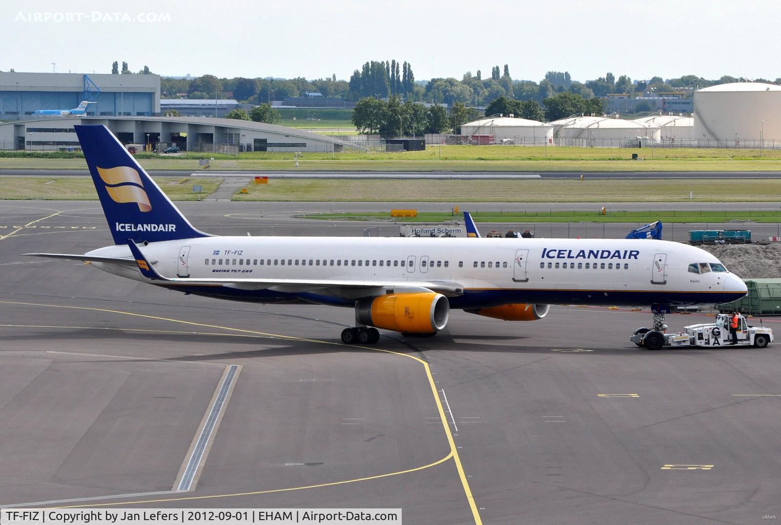 TF-FIZ, 2000 Boeing 757-256 C/N 30052, Icelandair
