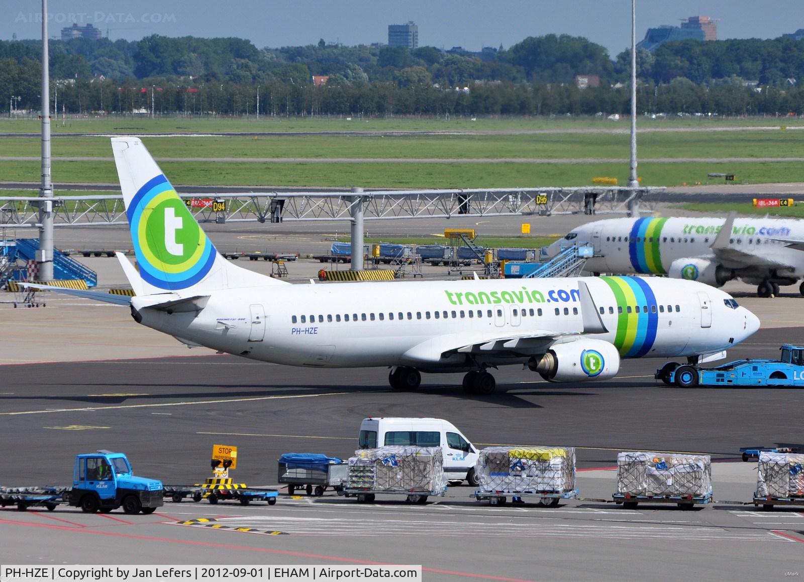 PH-HZE, 1999 Boeing 737-8K2 C/N 28377, Transavia