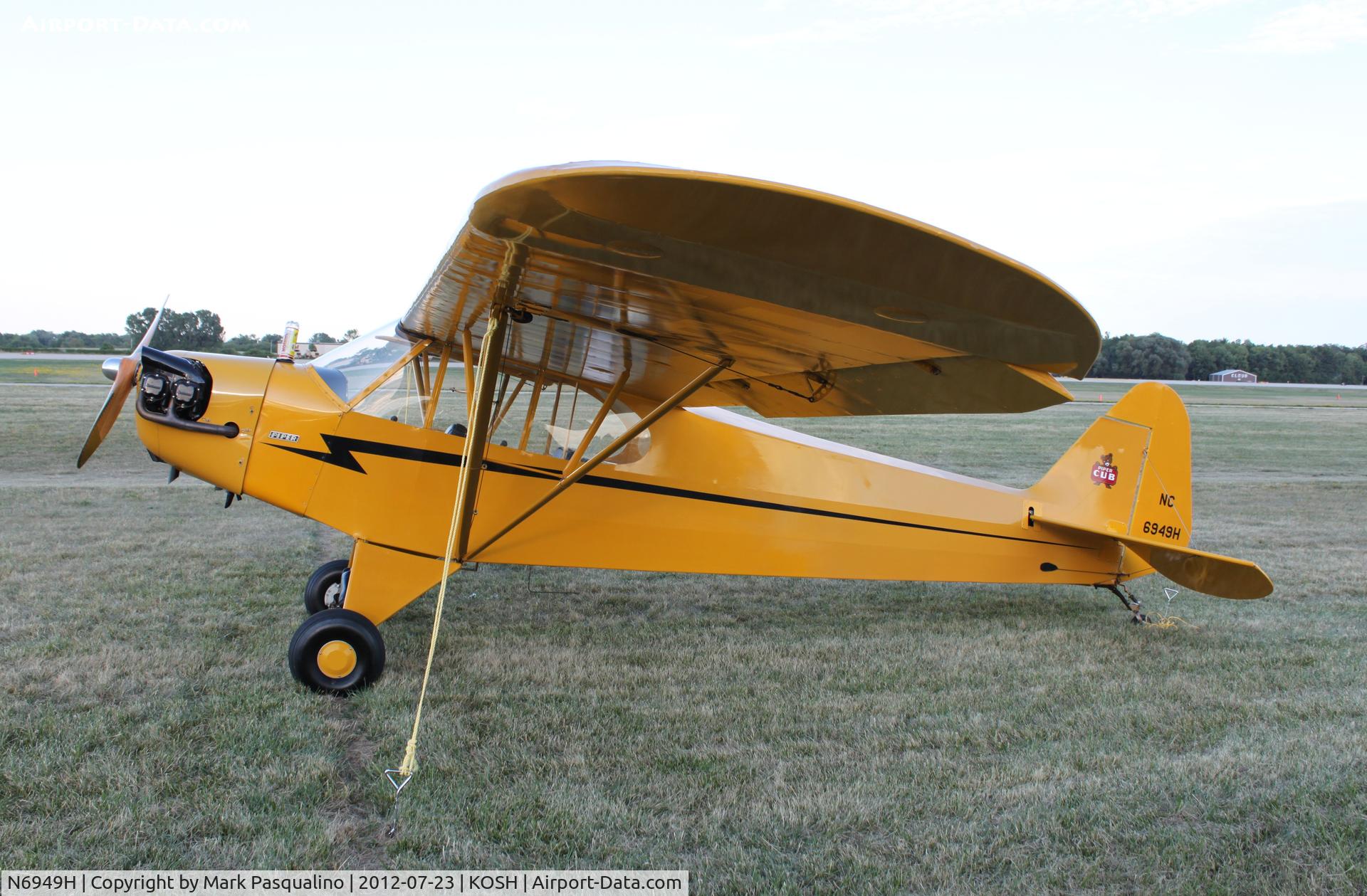 N6949H, 1946 Piper J3C-65 Cub C/N 20185, Piper J3C-65