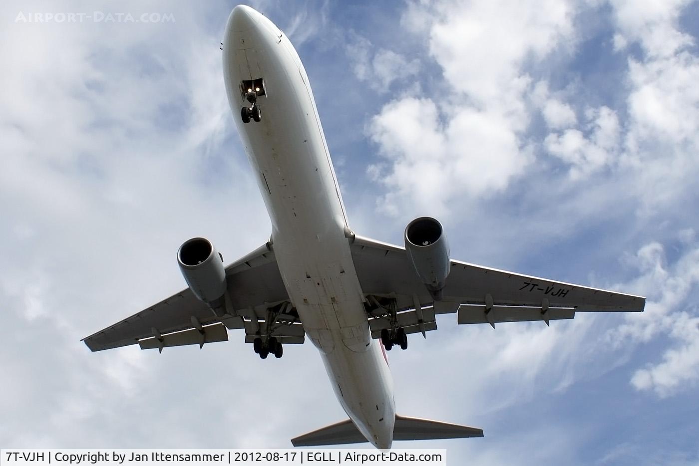 7T-VJH, Boeing 767-3D6 C/N 24767-323, 7t-vjh