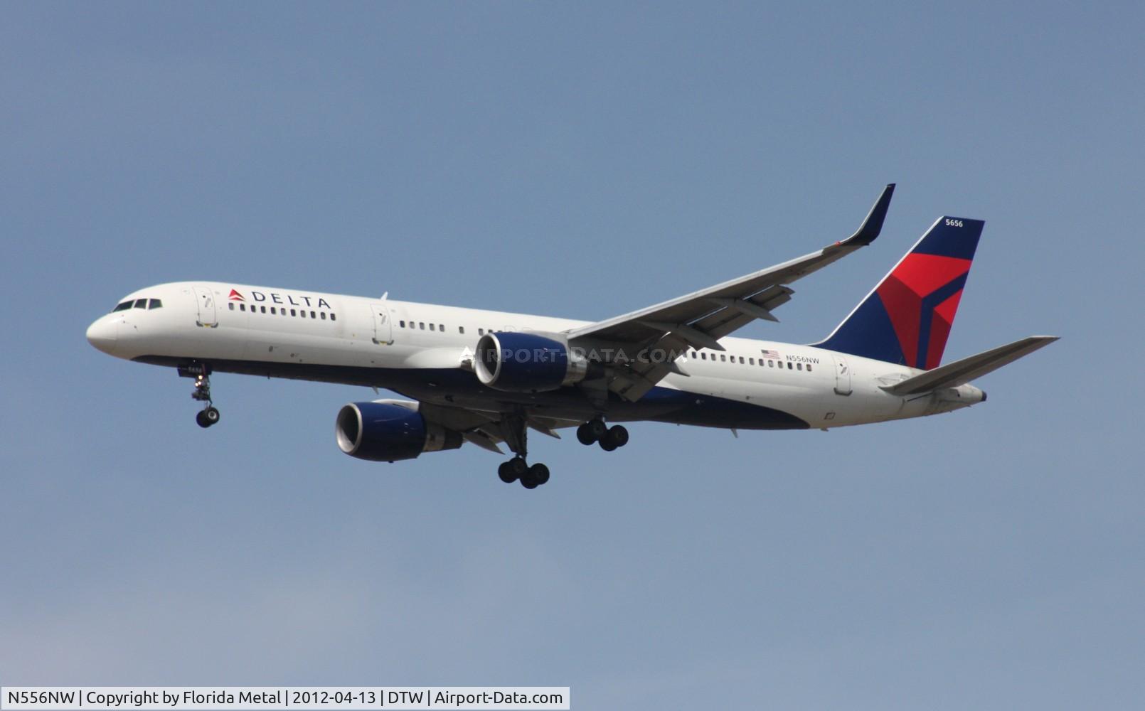 N556NW, 2002 Boeing 757-251 C/N 33392, Delta 757