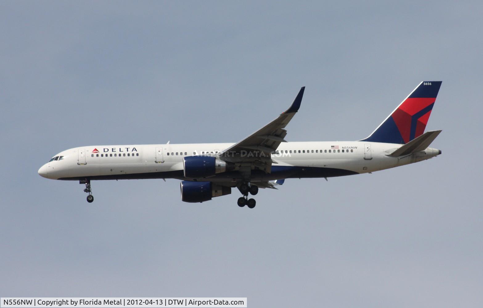 N556NW, 2002 Boeing 757-251 C/N 33392, Delta 757