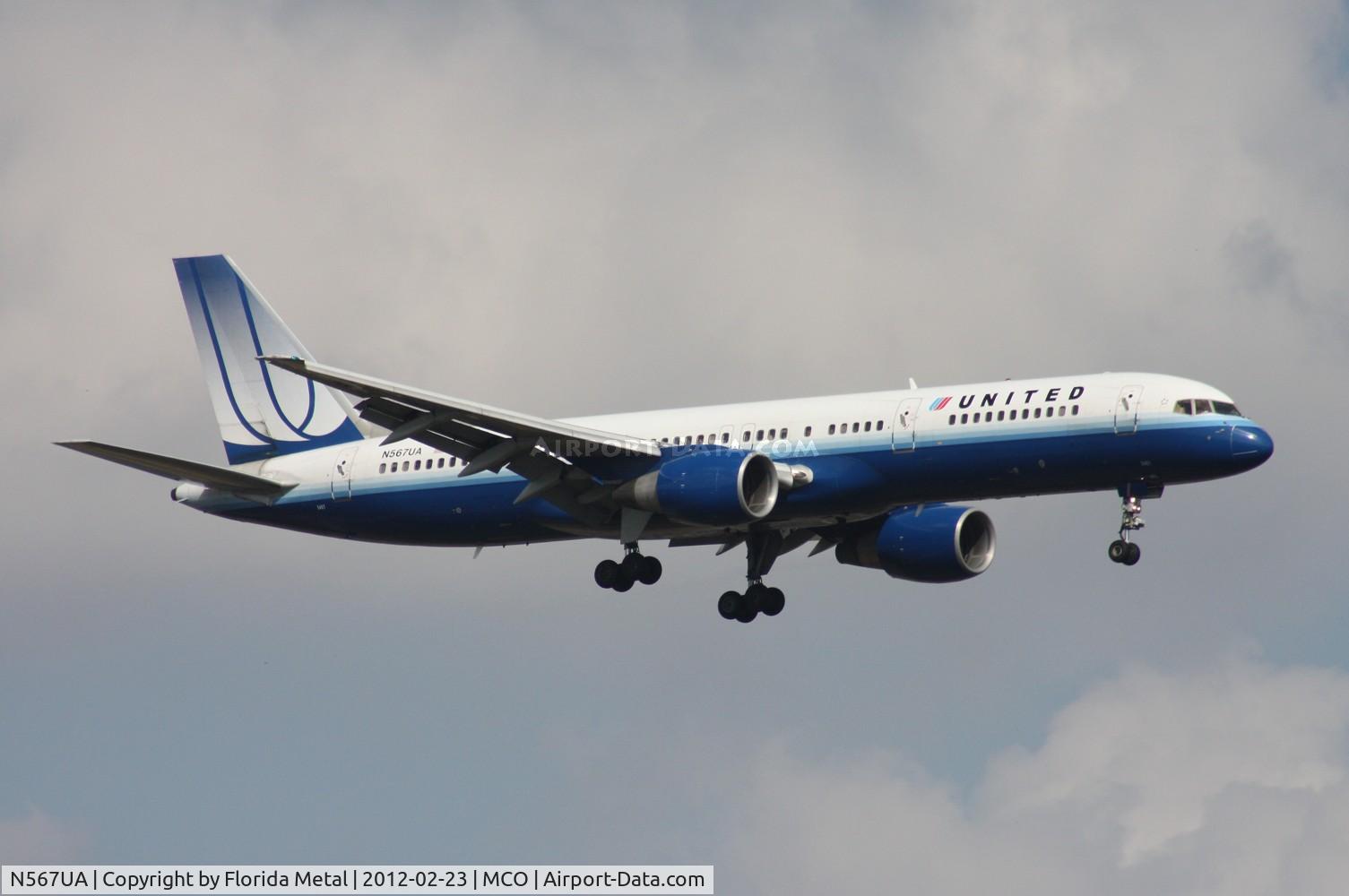 N567UA, 1992 Boeing 757-222 C/N 26673, United 757