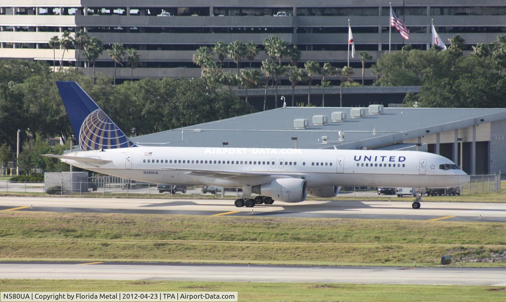 N580UA, 1993 Boeing 757-222 C/N 26698, United 757