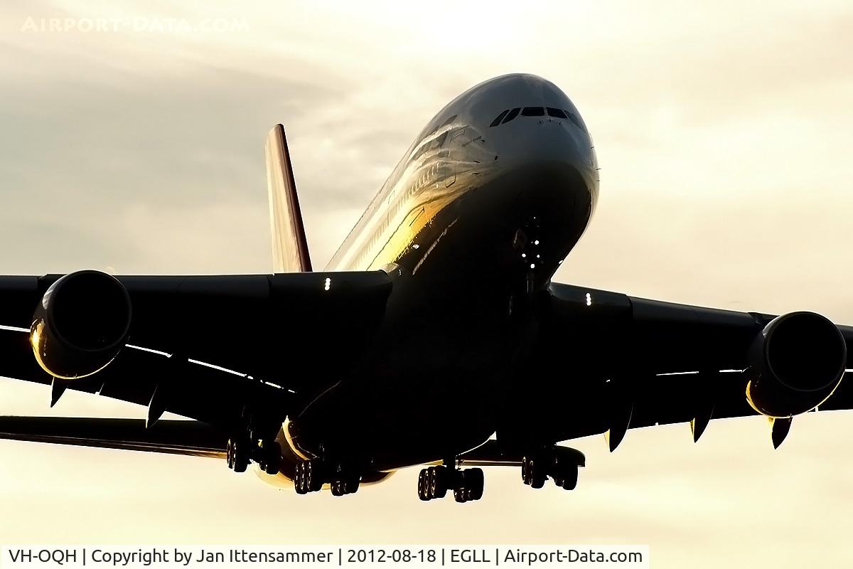 VH-OQH, 2009 Airbus A380-842 C/N 050, VH-OQH @ EGLL