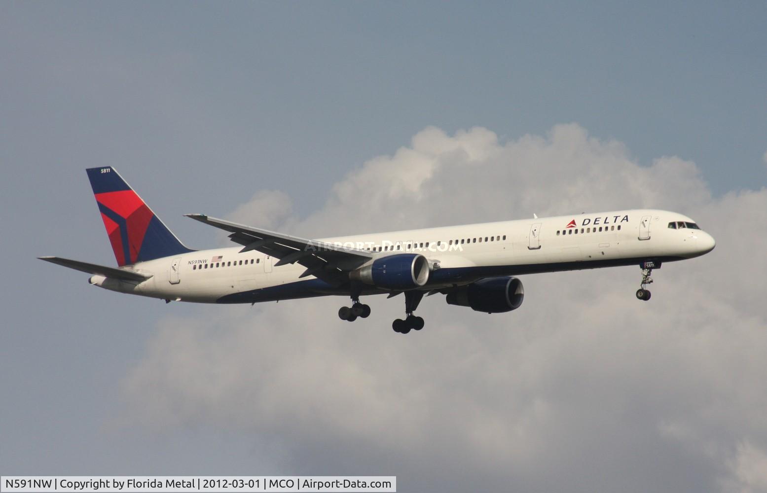 N591NW, 2003 Boeing 757-351 C/N 32991, Delta 757-300