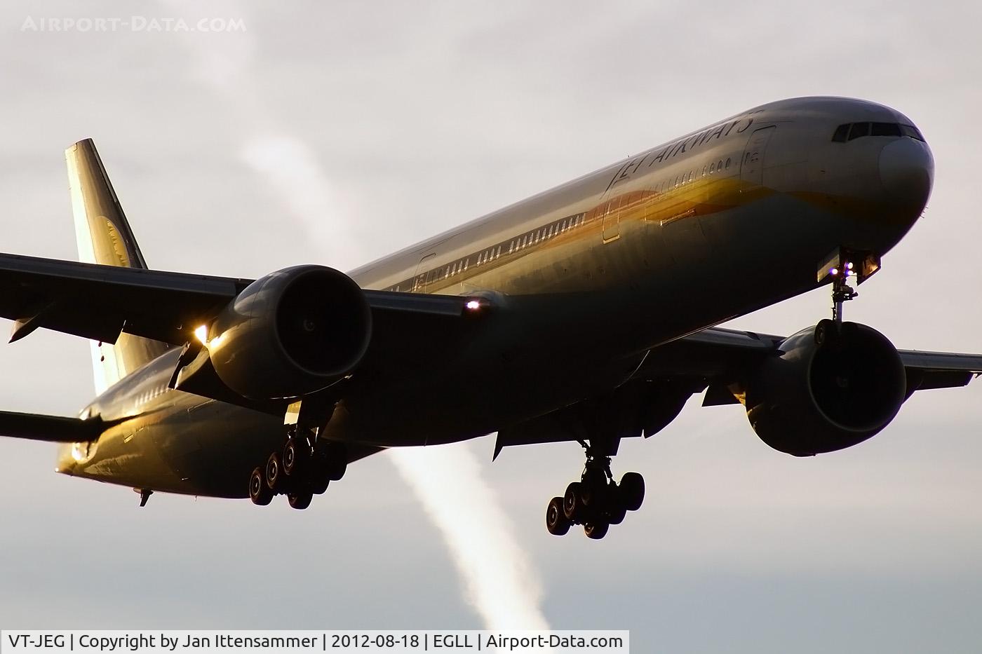 VT-JEG, 2007 Boeing 777-35R/ER C/N 35163, VT-JEG @ EGLL