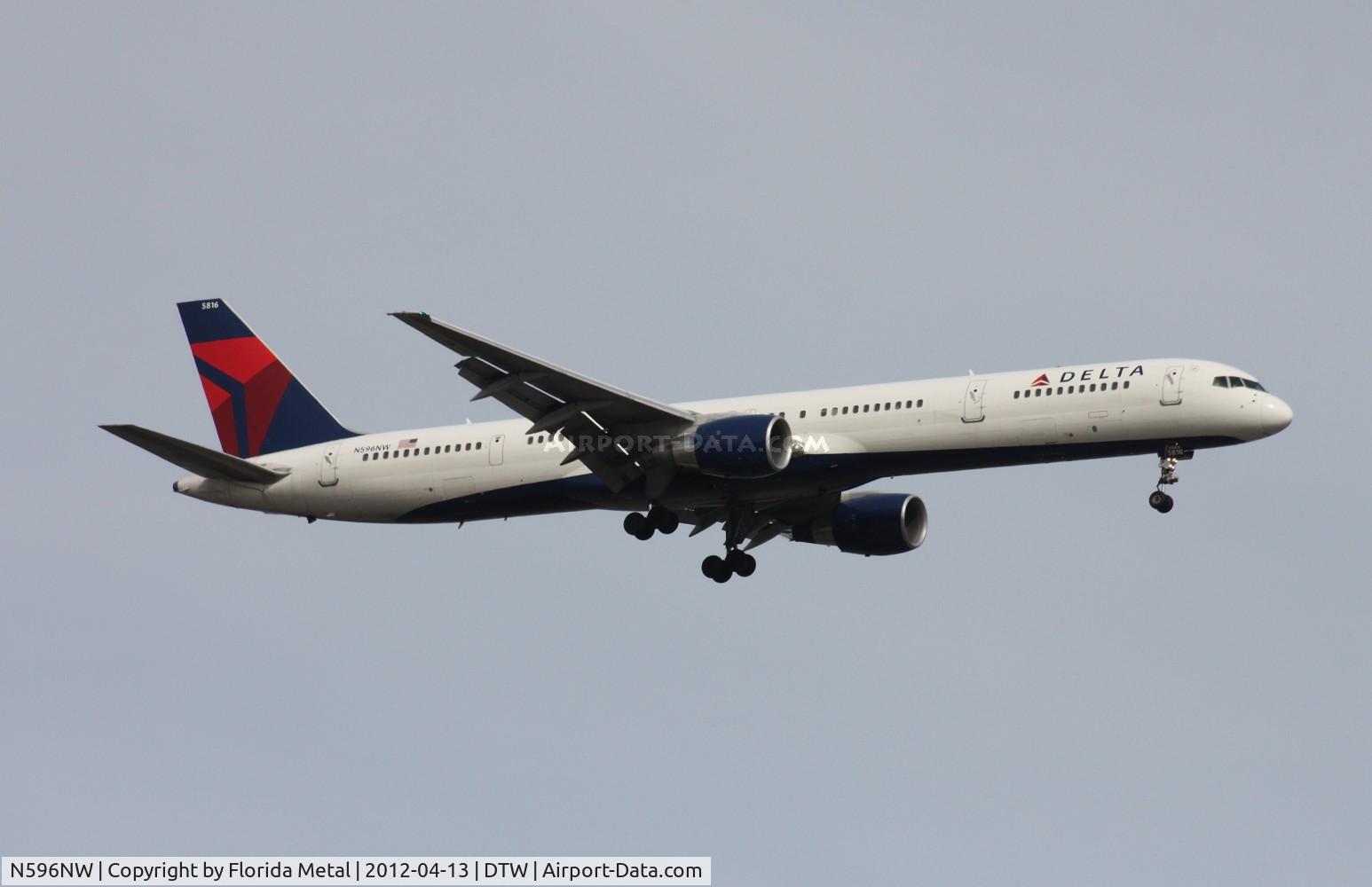 N596NW, 2003 Boeing 757-351 C/N 32996, Delta 757-300