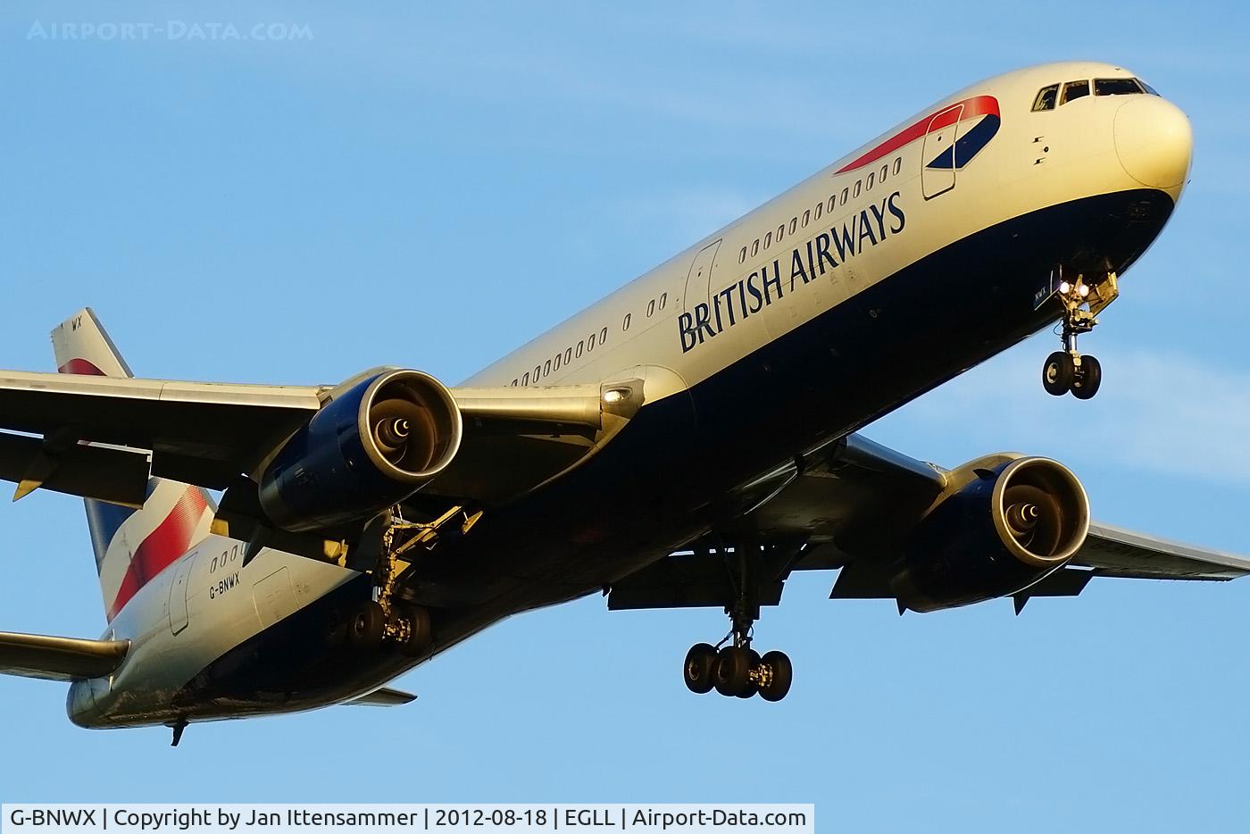 G-BNWX, 1994 Boeing 767-336 C/N 25832, G-BNWX @ EGLL