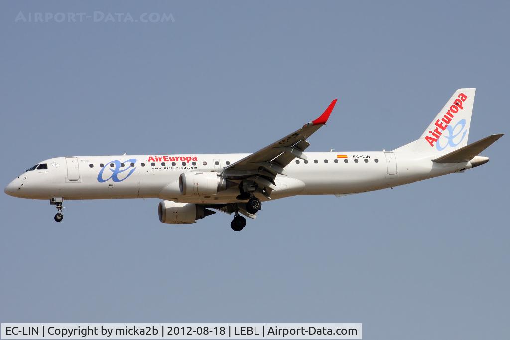 EC-LIN, 2010 Embraer 195LR (ERJ-190-200LR) C/N 19000401, Landing