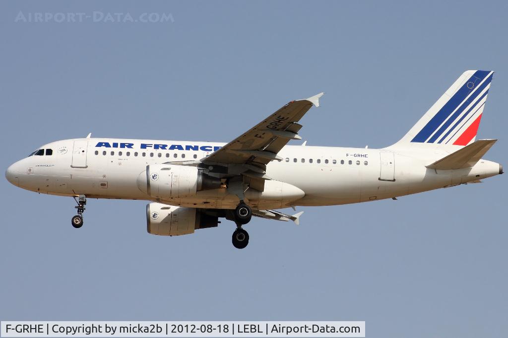 F-GRHE, 1999 Airbus A319-111 C/N 1020, Landing. Scrapped in February 2022.