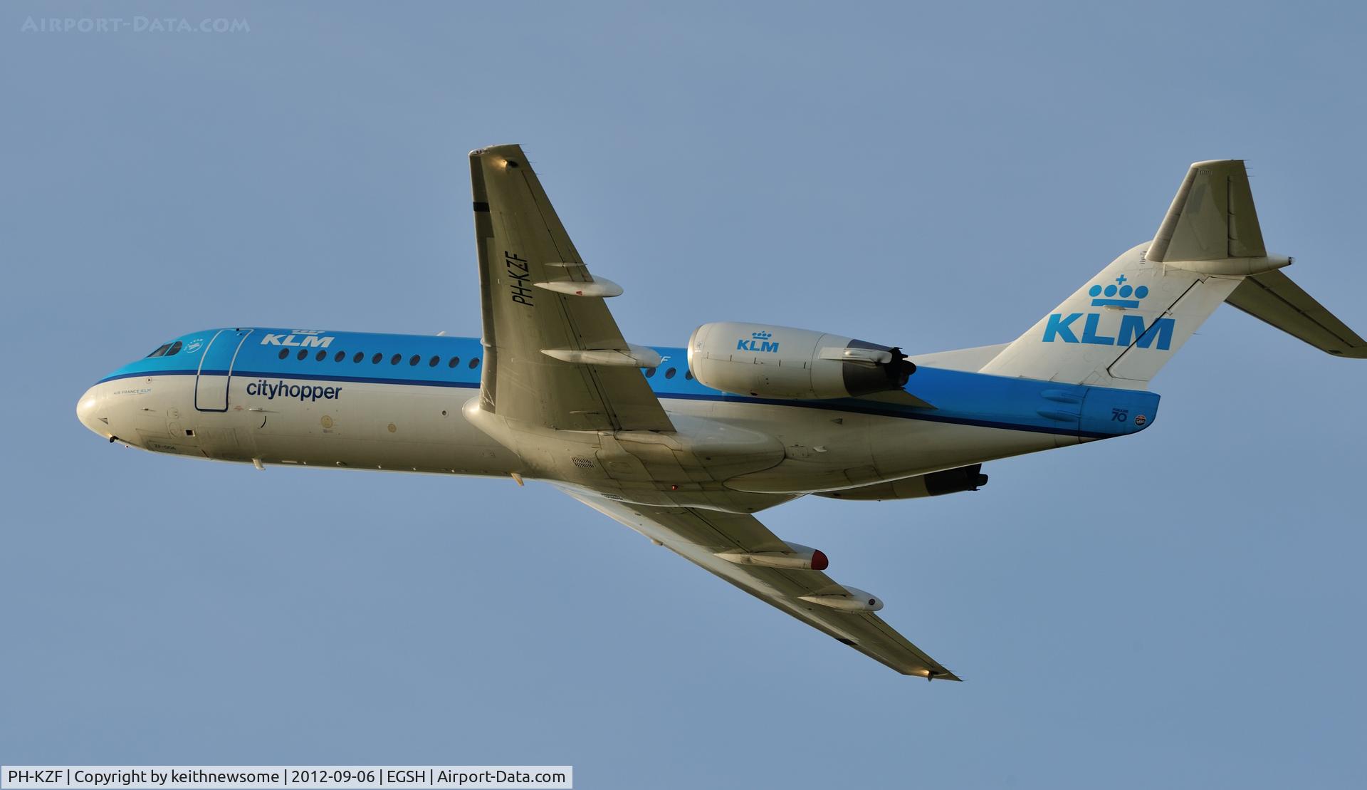 PH-KZF, 1996 Fokker 70 (F-28-0070) C/N 11577, KLM 1512 leaving for Amsterdam.