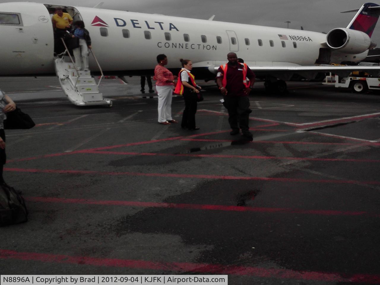 N8896A, 2004 Bombardier CRJ-200LR (CL-600-2B19) C/N 7896, Just completed Delta 4144 IND to JFK