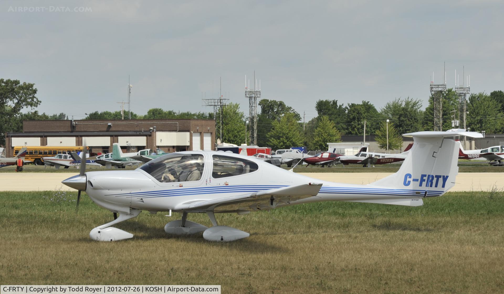 C-FRTY, 2005 Diamond DA-40 Diamond Star C/N 40.499, Airventure 2012
