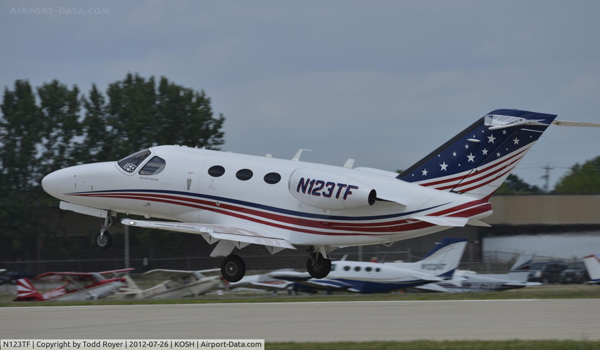 N123TF, 2009 Cessna 510 Citation Mustang Citation Mustang C/N 510-0191, Airventure 2012