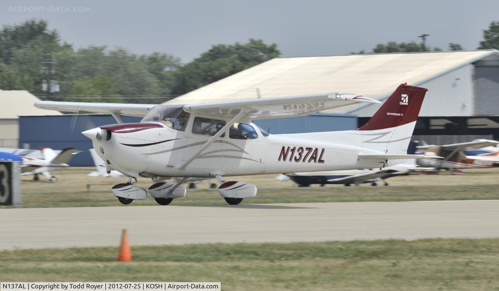 N137AL, 1976 Cessna 172N C/N 17268125, Airventure 2012