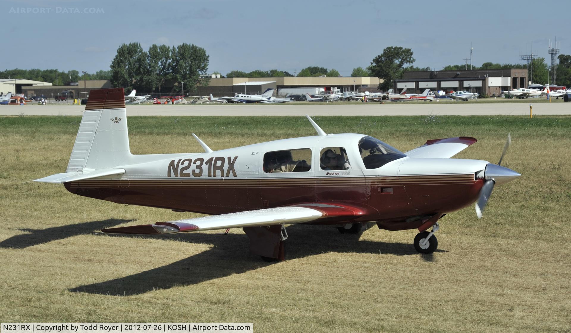 N231RX, 1980 Mooney M20K C/N 25-0305, Airventure 2012