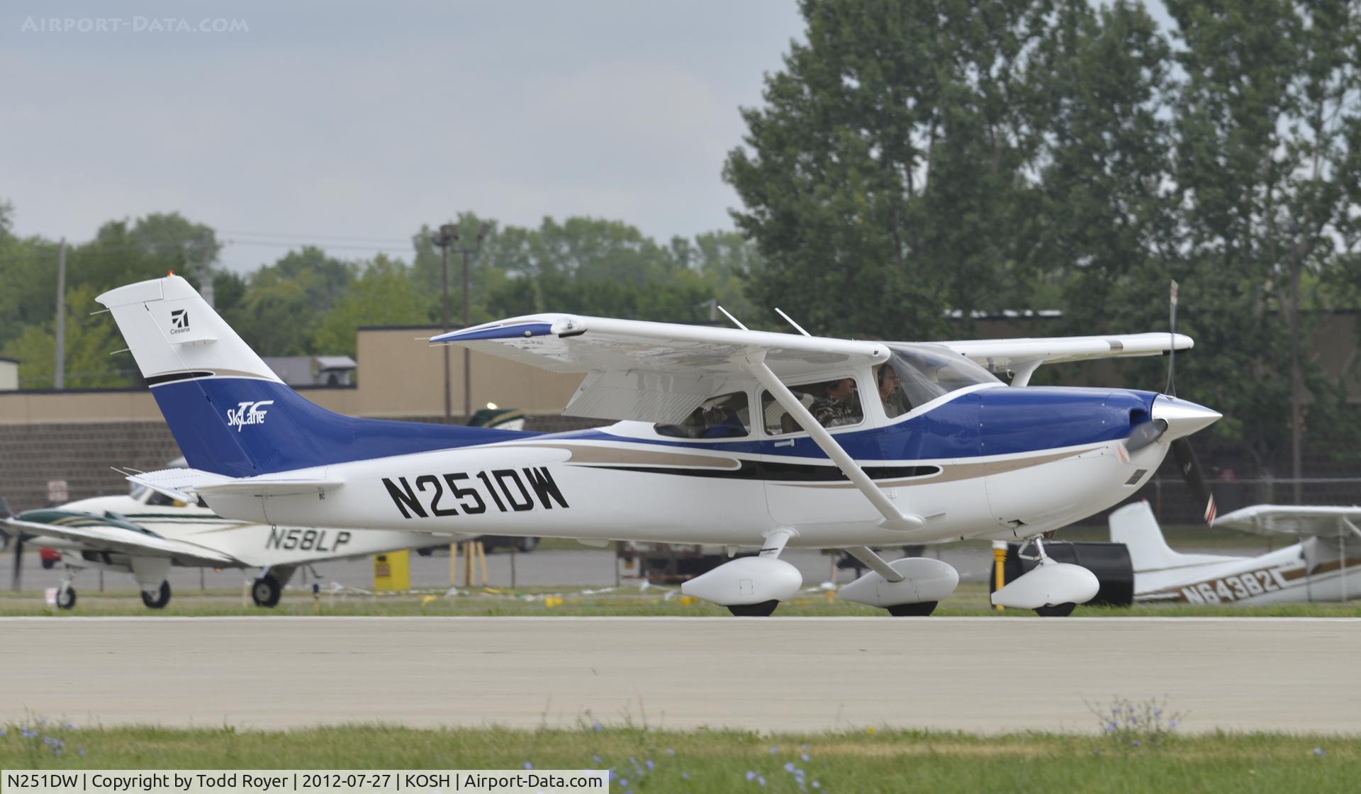 N251DW, 2004 Cessna T182T Turbo Skylane C/N T18208263, Airventure 2012
