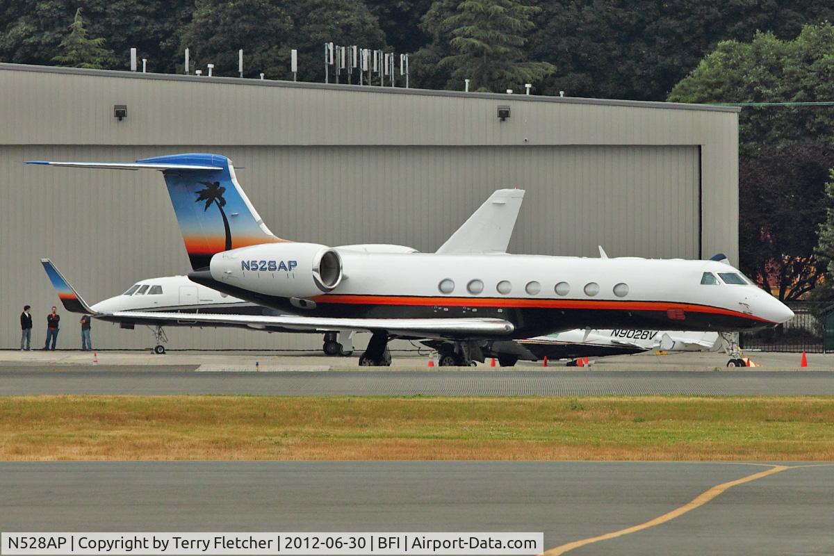 N528AP, 2007 Gulfstream Aerospace GV-SP (G550) C/N 5168, 2007 Gulfstream Aerospace GV-SP (G550), c/n: 5168 at BFI
