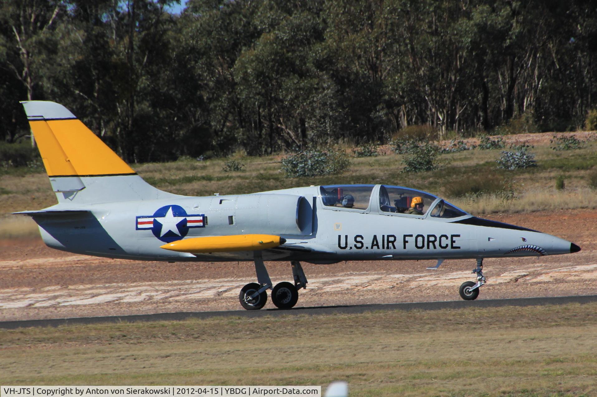 VH-JTS, 1981 Aero L-39C Albatros C/N 131911, VH-JTS @ YBDG AERO VODOCHODY L-39C c/n 131911 1st reg in au: 09 Dec 2011 Made 1981 Operated by JetRide.com.au