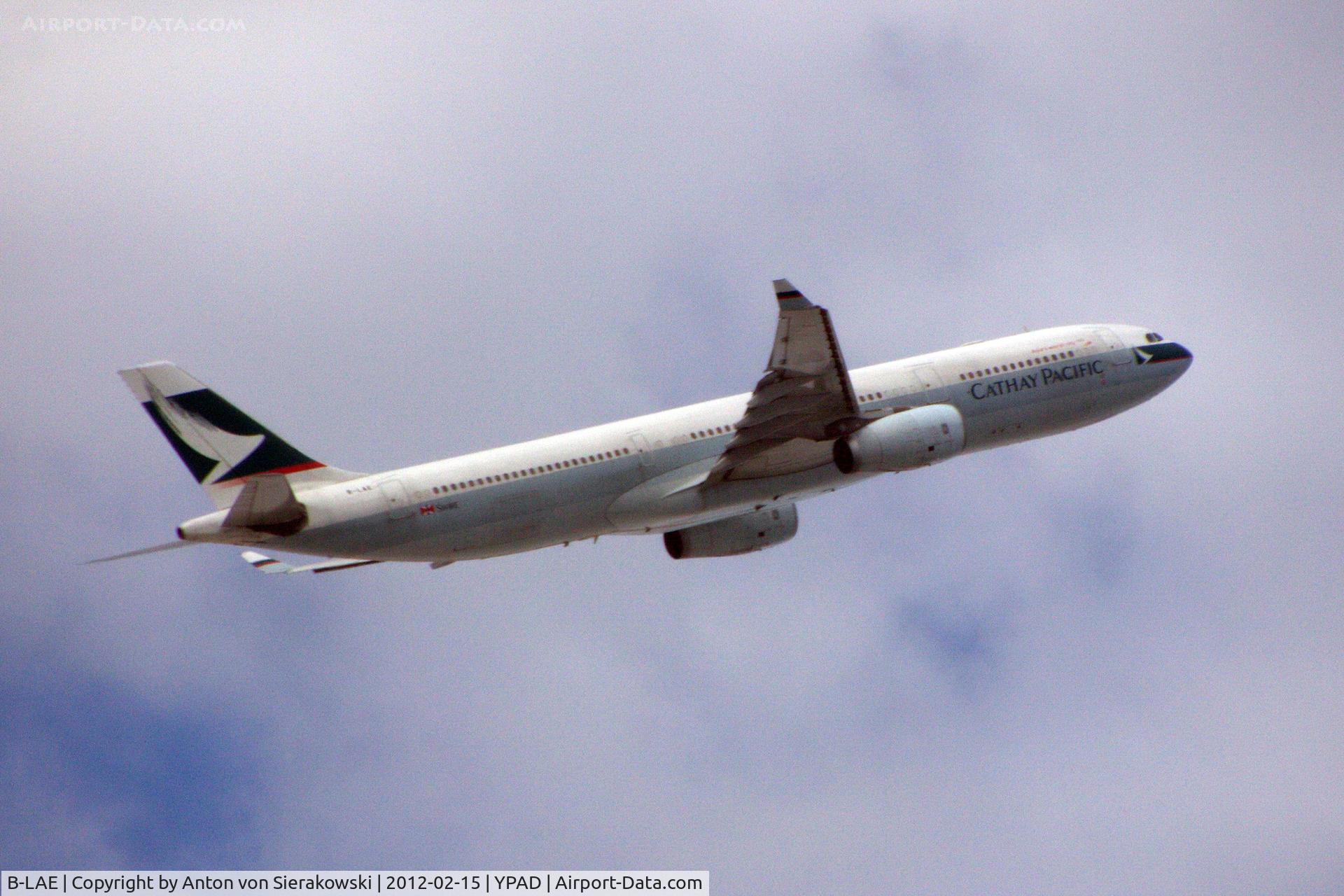B-LAE, 2007 Airbus A330-343X C/N 850, B-LAE departing YPAD
