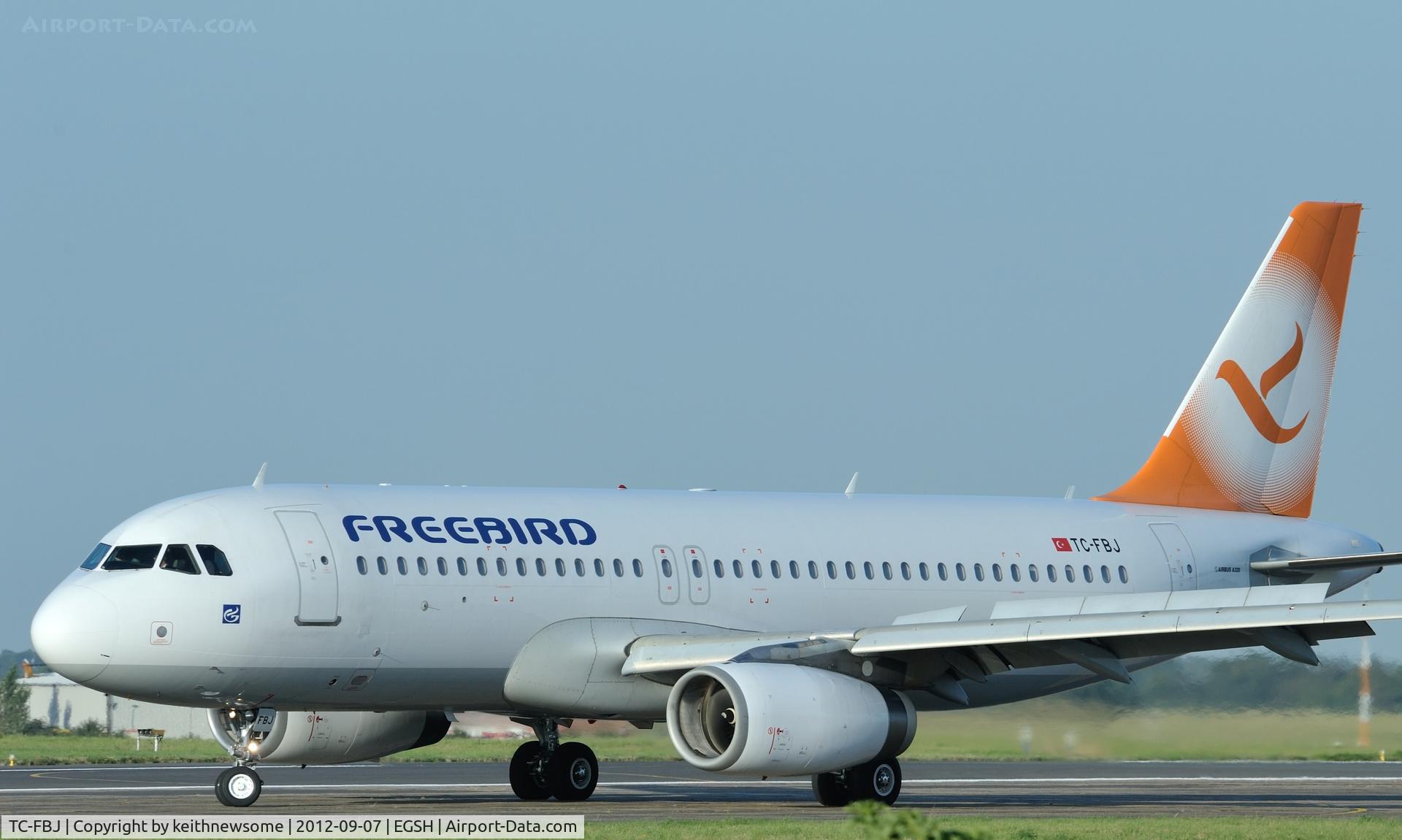 TC-FBJ, 1996 Airbus A320-232 C/N 580, The Friday evening holiday charter.