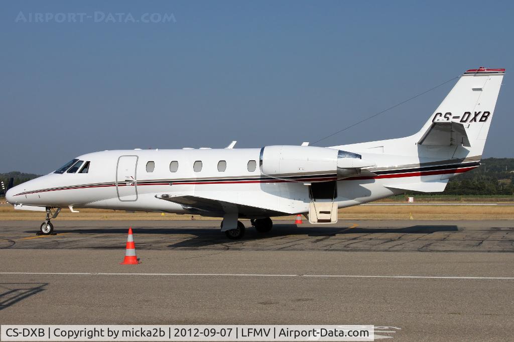 CS-DXB, Cessna 560 XL Citation Excel C/N 560-5553, Parked