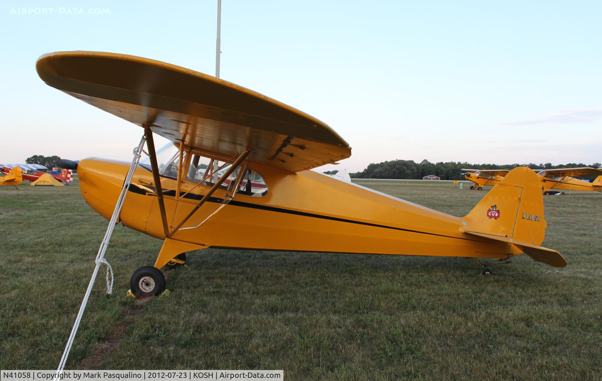 N41058, 1941 Piper J4E C/N 4-1621, Piper J4E