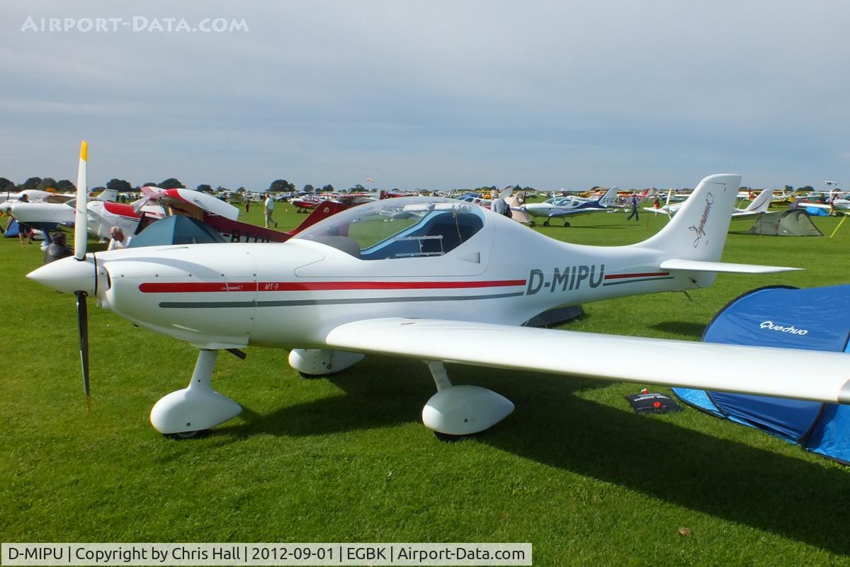 D-MIPU, 2007 Aerospool WT-9 Dynamic C/N DYK18/2007, at the LAA Rally 2012, Sywell