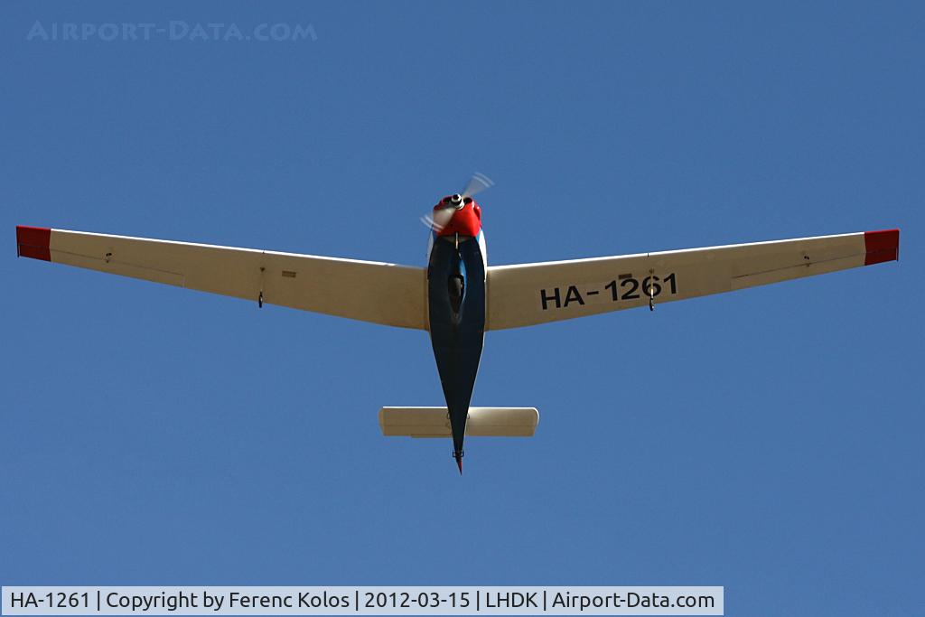 HA-1261, 1972 Scheibe SF-25C Falke C/N 4426, Dunakeszi
