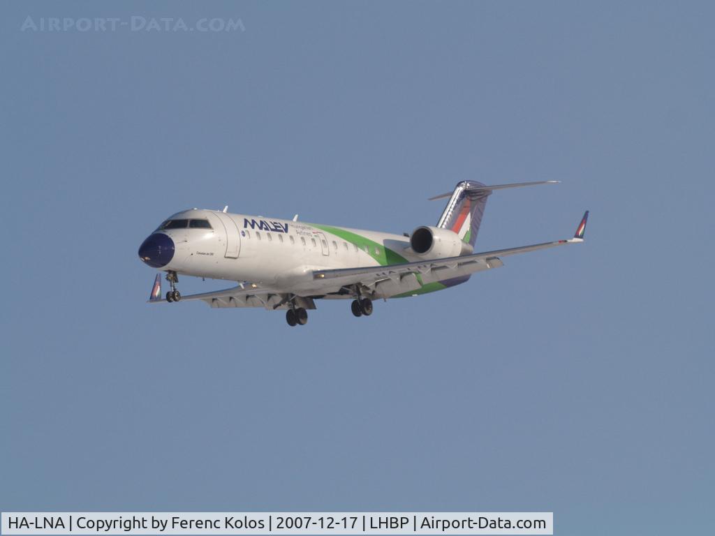 HA-LNA, 2002 Canadair CRJ-100ER (CL-600-2B19) C/N 7676, Ferihegy